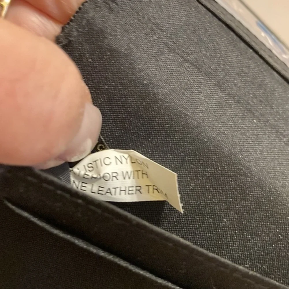 NWOT Buxton nylon with leather trim black ID/credit card bifold wallet